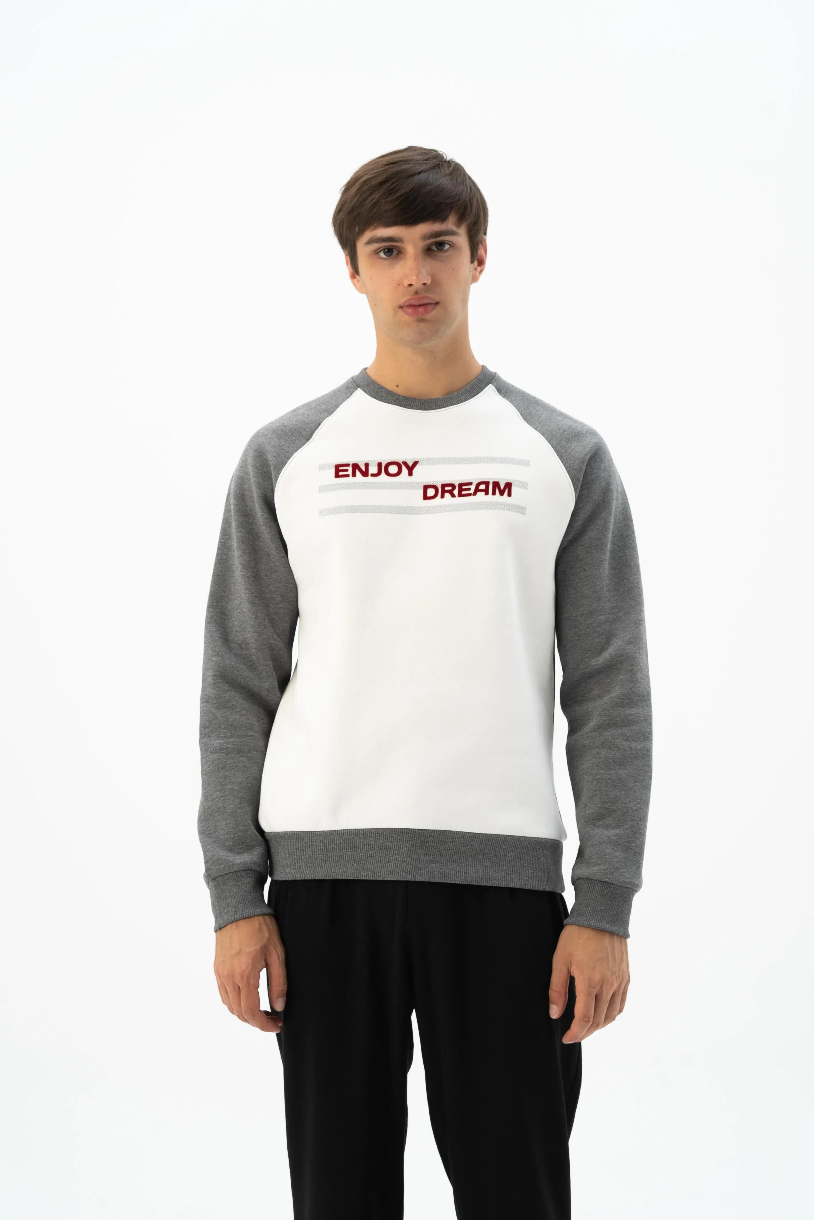 Ar-ma Erkek Bisiklet Yaka Sweatshirt Yazi Baskili Cepsiz Örme Kumaş Büyük Beden %70 Pamuk %30 Polyester 30/1 Şardonlu Üç İplik K24124884401 - Ekru-E1