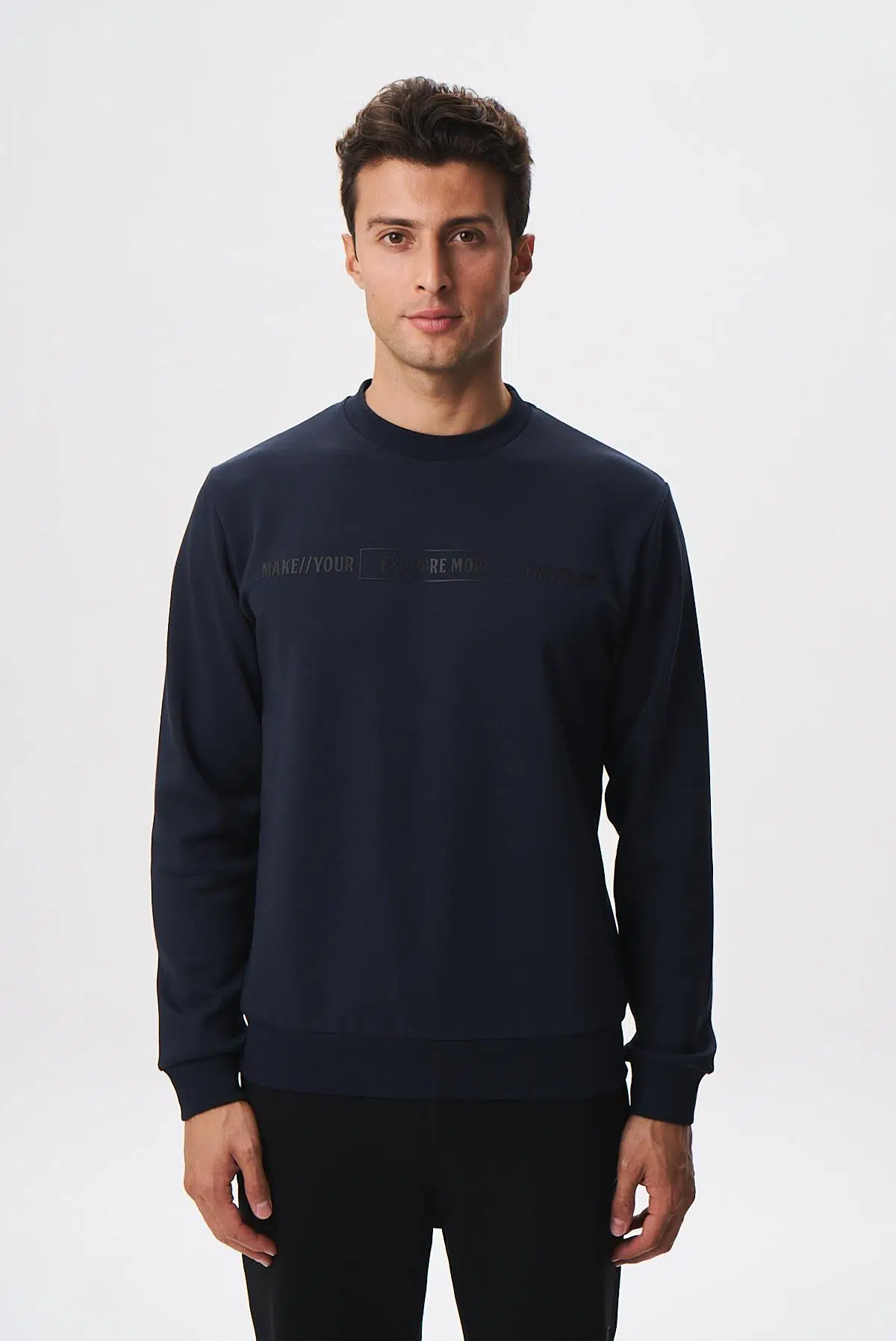 Ar-ma Erkek Bisiklet Yaka Sweatshirt Yazi Baskili Cepsiz Slim Fit Scuba İnterlok K28124988801 - Lacivert-L1