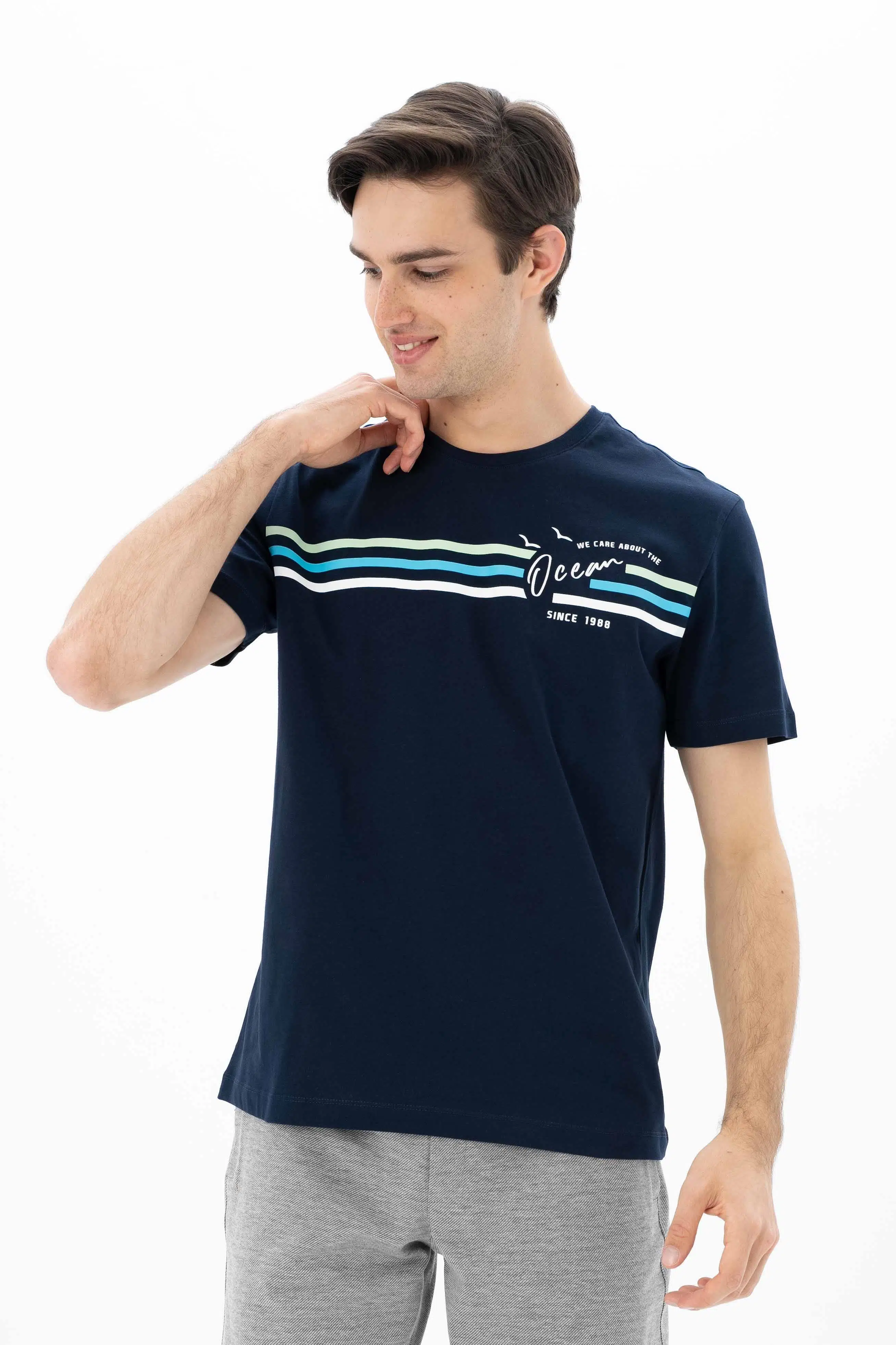 Ar-ma Erkek Bisiklet Yaka Tişört Yazi Baskili Örme Kumaş Regular Fit %100 Pamuk 30/1 Penye Süprem Y25344404501 - Lacivert-L1