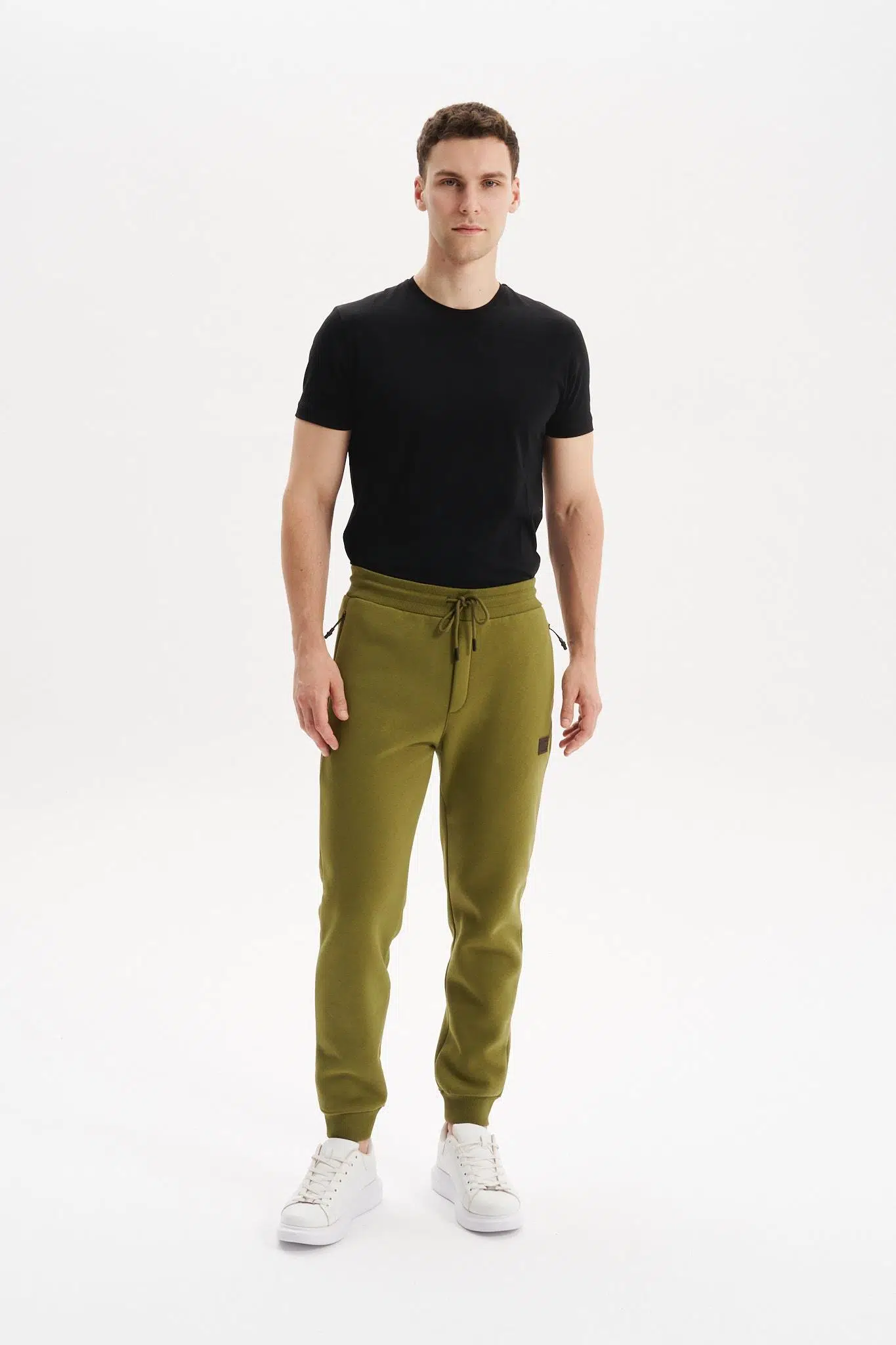Ar-ma Erkek Eşofman Alti Baskisiz Basic Yandan Fermuar Cepli Arkadan Cepsiz Lastikli Dar Paça Örme Kumaş Regular Fit %70 Pamuk %30 Polyester 30/1 Şardonlu Üç İplik K30174681702 - Haki-H5