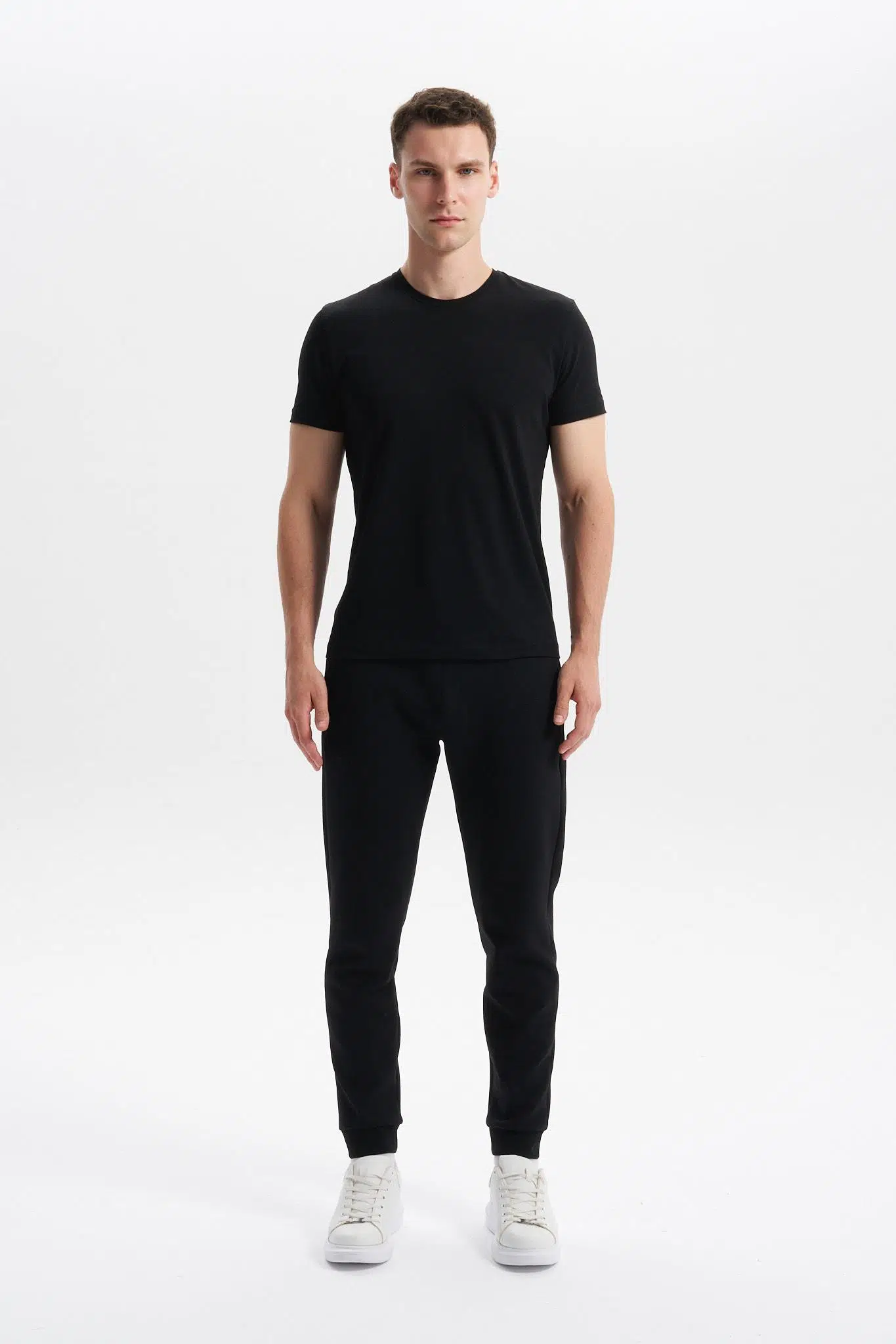 Ar-ma Erkek Eşofman Alti Baskisiz Basic Yandan Fermuar Cepli Arkadan Cepsiz Lastikli Dar Paça Örme Kumaş Slim Fit %80 Pamuk %14 Polyester %6 Elastan Scuba İnterlok K30174998802 - Siyah-S1