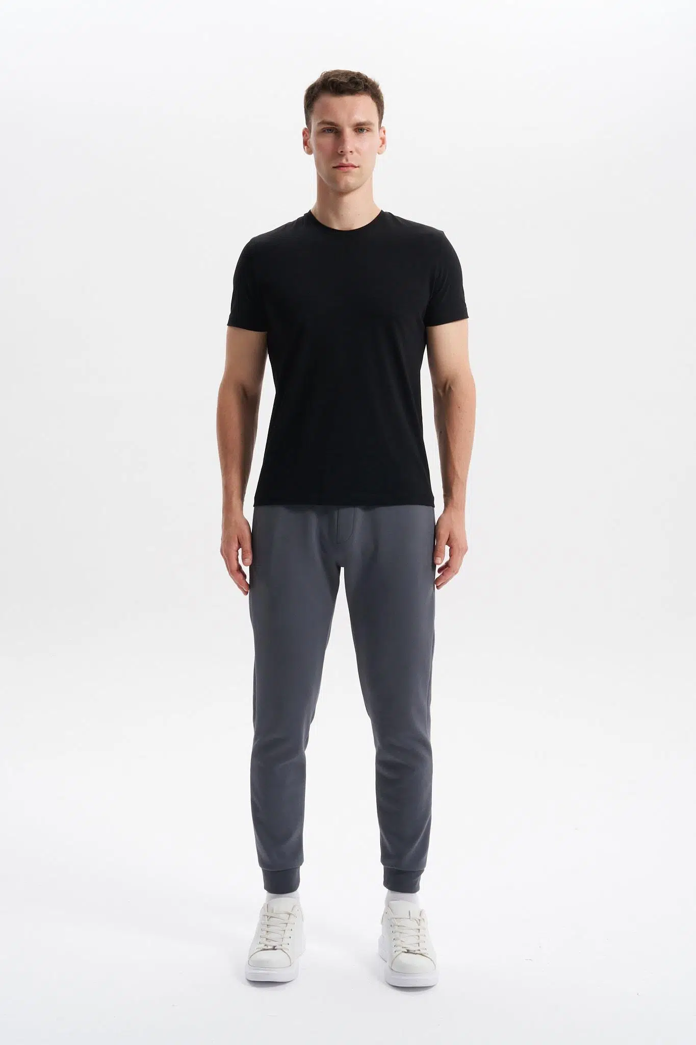 Ar-ma Erkek Eşofman Alti Baskisiz Basic Yandan Fermuar Cepli Arkadan Cepsiz Lastikli Dar Paça Örme Kumaş Slim Fit %80 Pamuk %14 Polyester %6 Elastan Scuba İnterlok K30174998802 - Gri-G3