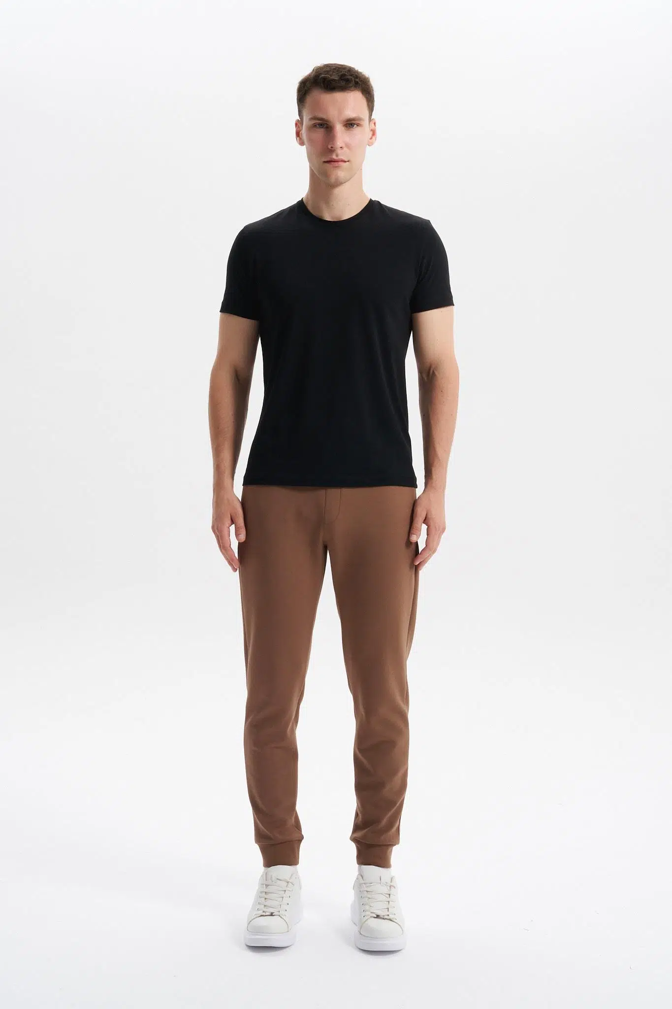 Ar-ma Erkek Eşofman Alti Baskisiz Basic Yandan Fermuar Cepli Arkadan Cepsiz Lastikli Dar Paça Örme Kumaş Slim Fit %80 Pamuk %14 Polyester %6 Elastan Scuba İnterlok K30174998802 - Kahverengi-K3