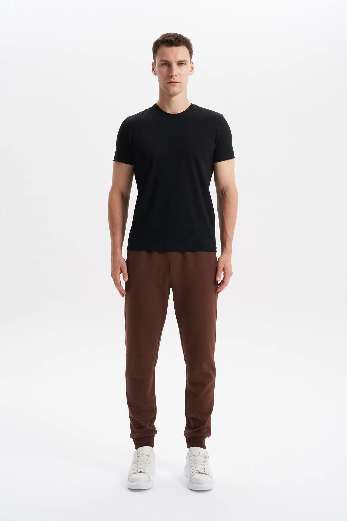 Ar-ma Erkek Eşofman Alti Baskisiz Basic Yandan Fermuar Cepli Arkadan Cepsiz Lastikli Dar Paça Örme Kumaş Slim Fit %80 Pamuk %14 Polyester %6 Elastan Scuba İnterlok K30174998902 - Kahverengi-K1