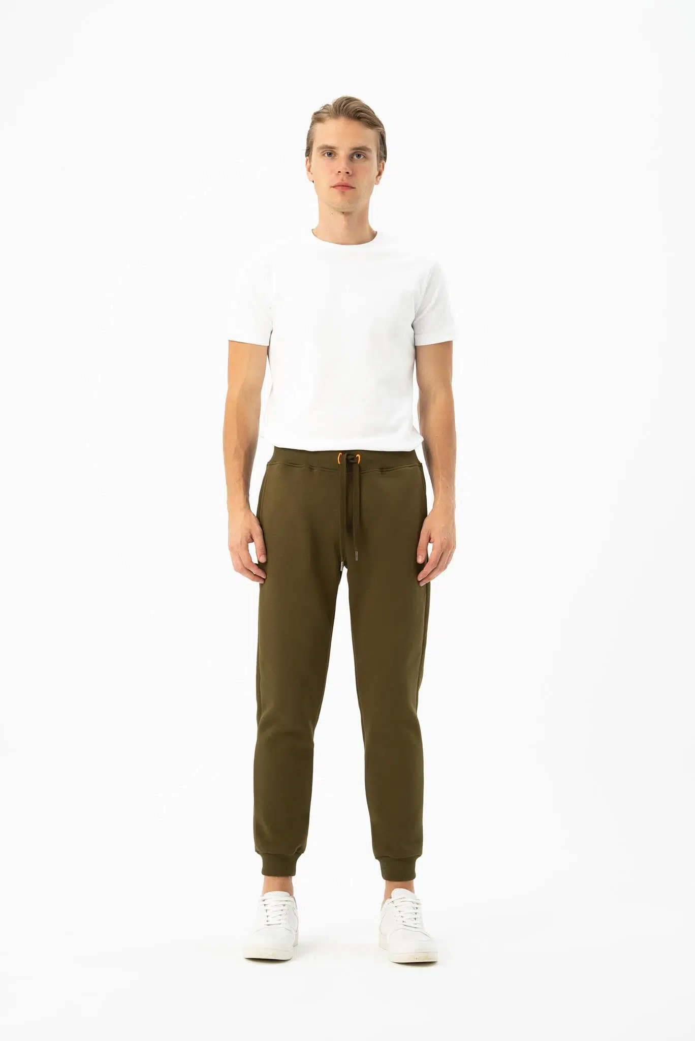 Ar-ma Erkek Eşofman Alti Baskisiz Basic Yandan Fermuarsiz Cepli Arkalar Cepsiz Lastikli Dar Paça Örme Kumaş Regular Fit %70 Pamuk %30 Polyester 30/1 Şardonlu Üç İplik K24174960601 - Haki-H1