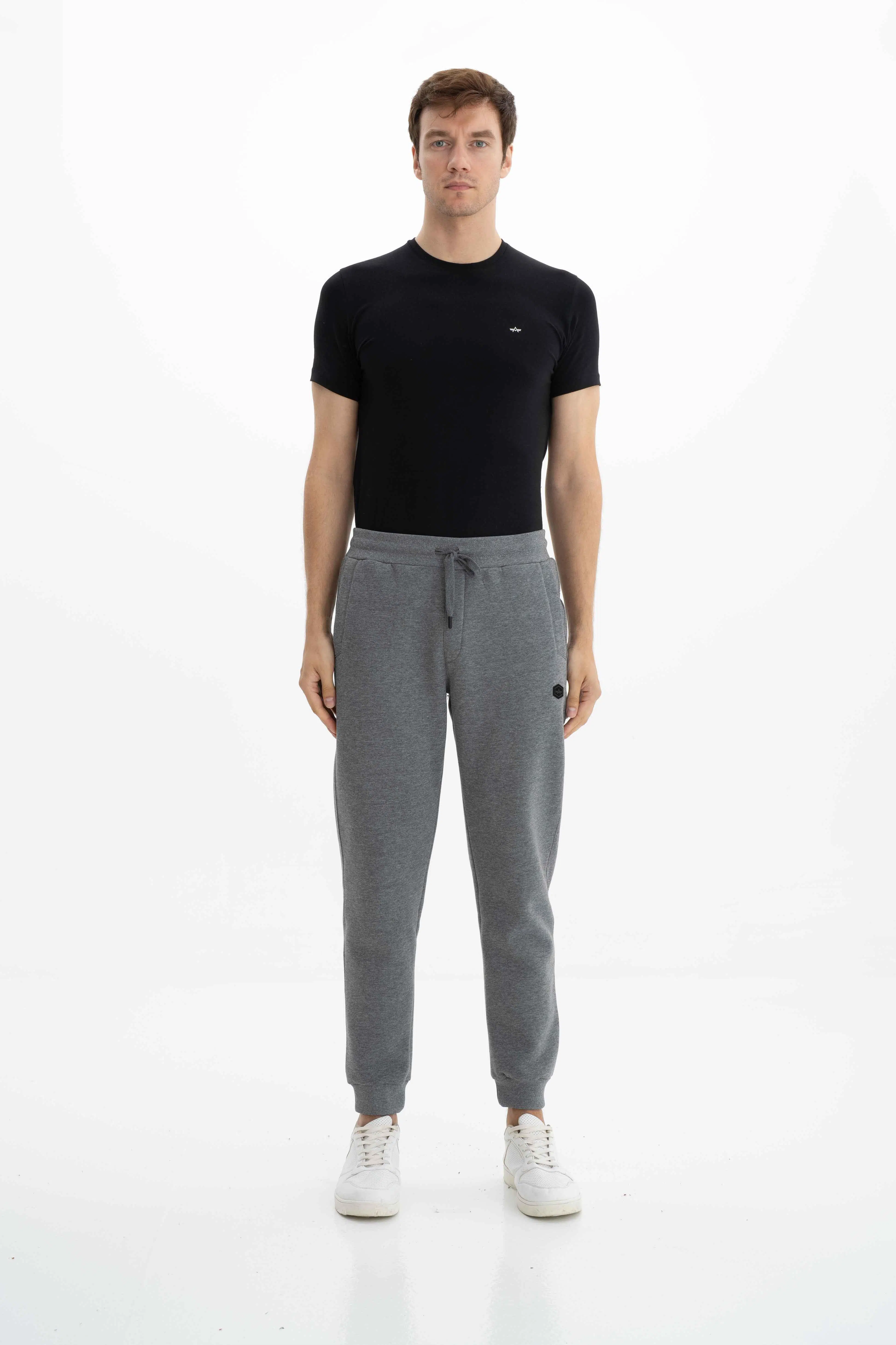 Ar-ma Erkek Eşofman Alti Baskisiz Basic Yandan Fermuarsiz Ve Arkalar Fermuar Cepli Lastikli Dar Paça Örme Kumaş Regular Fit %70 Pamuk %30 Polyester 30/1 Şardonlu Üç İplik K26174680001 - Gri-G1