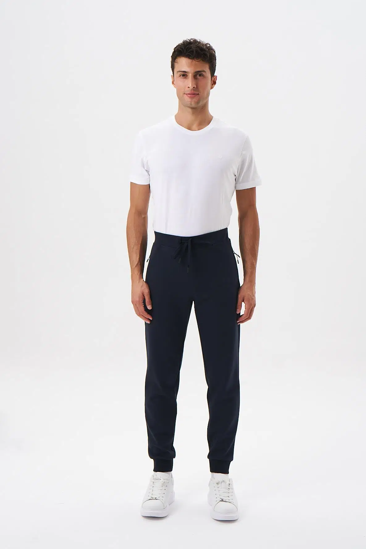 Ar-ma Erkek Eşofman Alti Baskisiz Basic Yandan Ve Arkadan Fermuar Cepli Lastikli Dar Paça Örme Kumaş Slim Fit %80 Pamuk %14 Polyester %6 Elastan Scuba İnterlok K28174998701 - Lacivert-L1