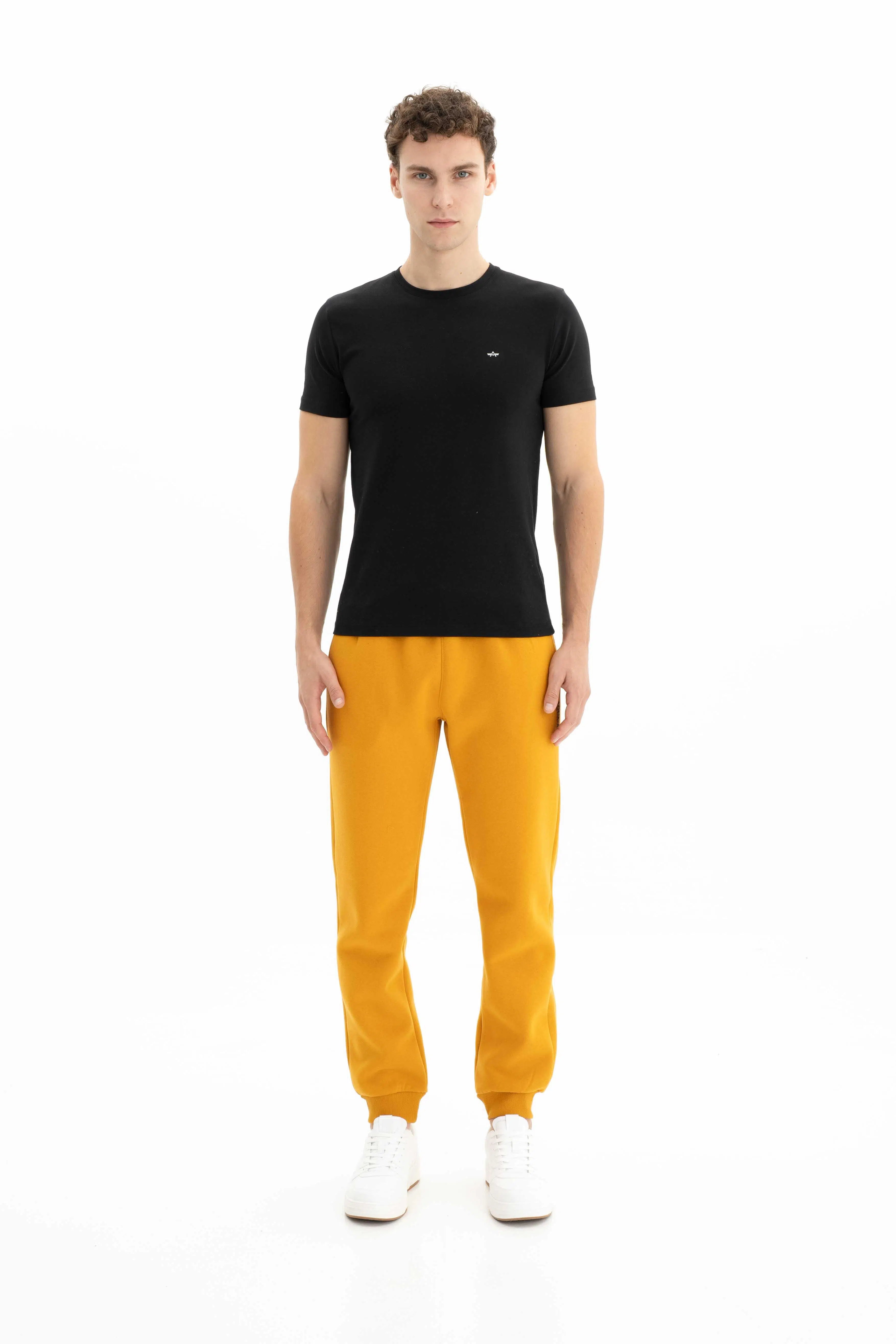 Ar-ma Erkek Eşofman Alti Baskisiz Basic Yandan Ve Arkadan Fermuarsiz Cepli Lastikli Dar Paça Örme Kumaş Regular Fit %70 Pamuk %30 Polyester 30/1 Şardonlu Üç İplik K26174680401 - Kahverengi-K5