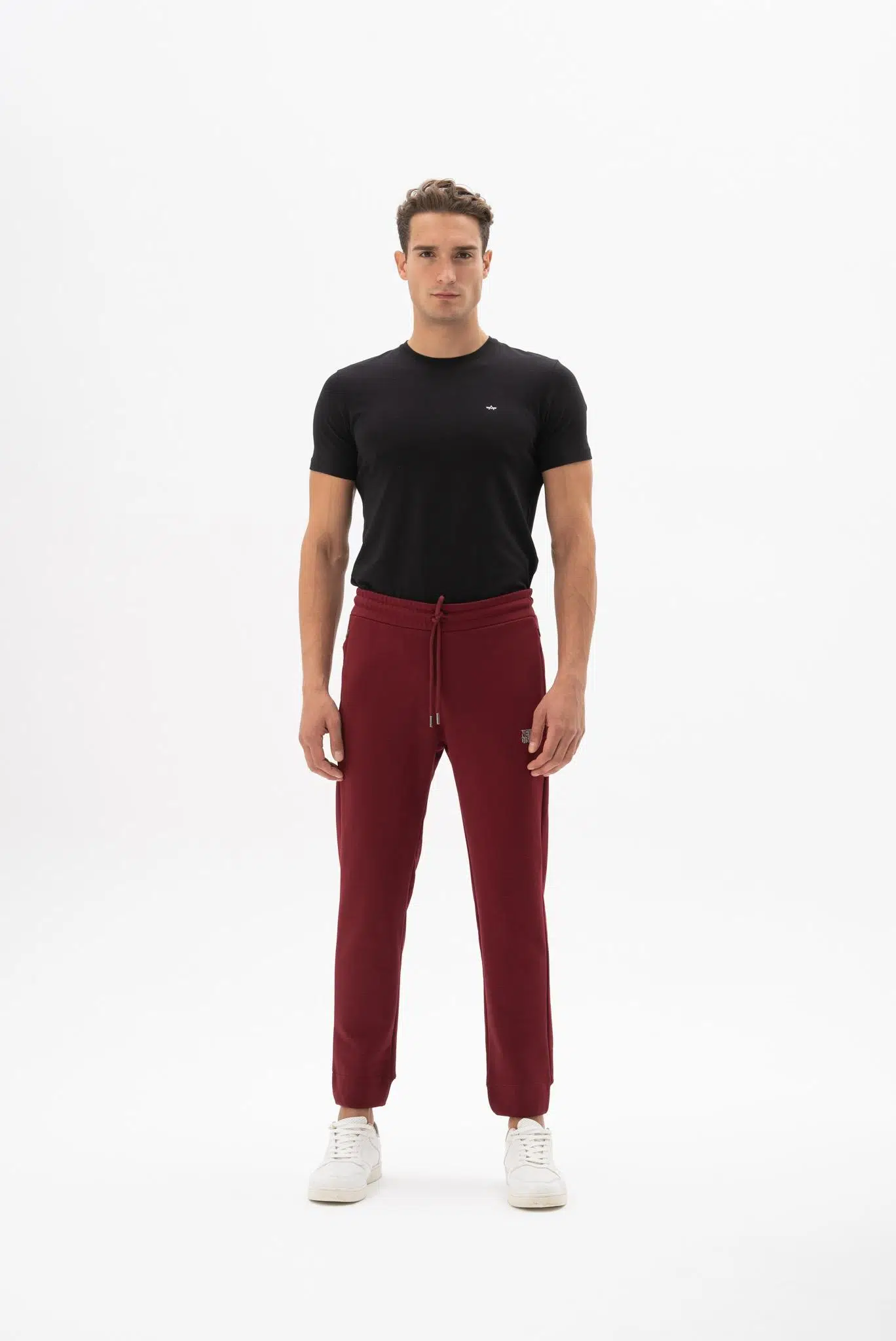 Ar-ma Erkek Eşofman Alti Yazi Baskili Basic Yandan Ve Arkadan Fermuar Cepli Normal Paça Örme Kumaş Slim Fit %90 Pamuk %10 Polyester Diagonal Üç İplik K24174961801 - Bordo-B1