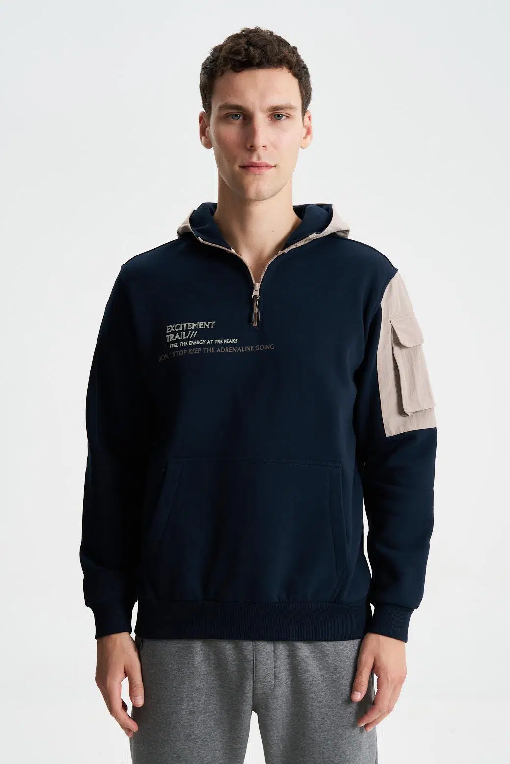 Ar-ma Erkek Kapşonlu Sweatshirt Yazi Baskili Kanguru Cepli Regular Fit Şardonlu Üç İplik K28254627301 - Lacivert-L1