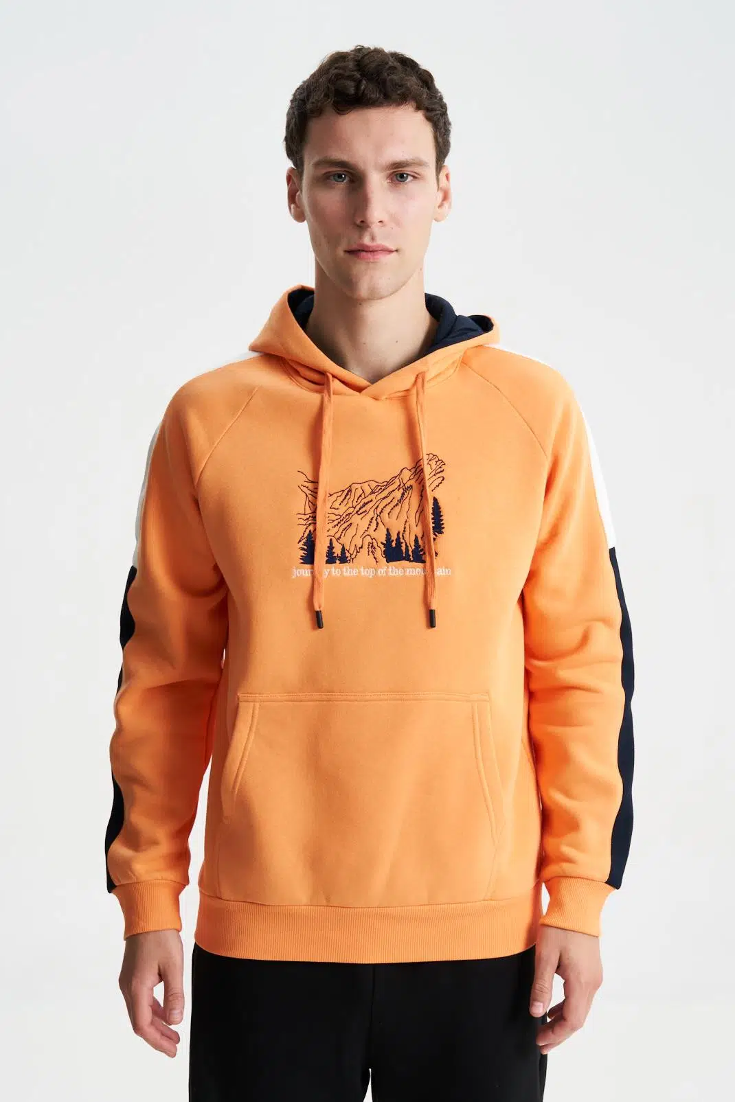 Ar-ma Erkek Kapşonlu Sweatshirt Yazi Baskili Kanguru Cepli Regular Fit Şardonlu Üç İplik K28254627701 - Turuncu-T1