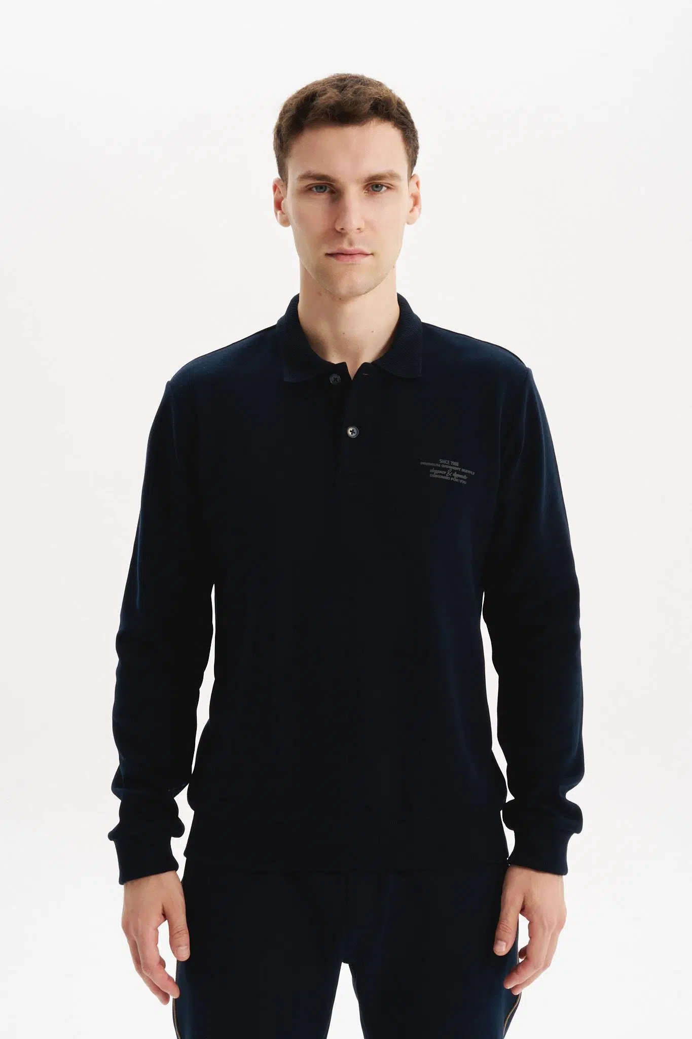 Ar-ma Erkek Polo Yaka Sweatshirt Basic Baskisiz Cepsiz Örme Kumaş Regular Fit %65 Pamuk %35 Polyester 30/2 Karbon Firçali Selanik K30564699102 - Lacivert-L1