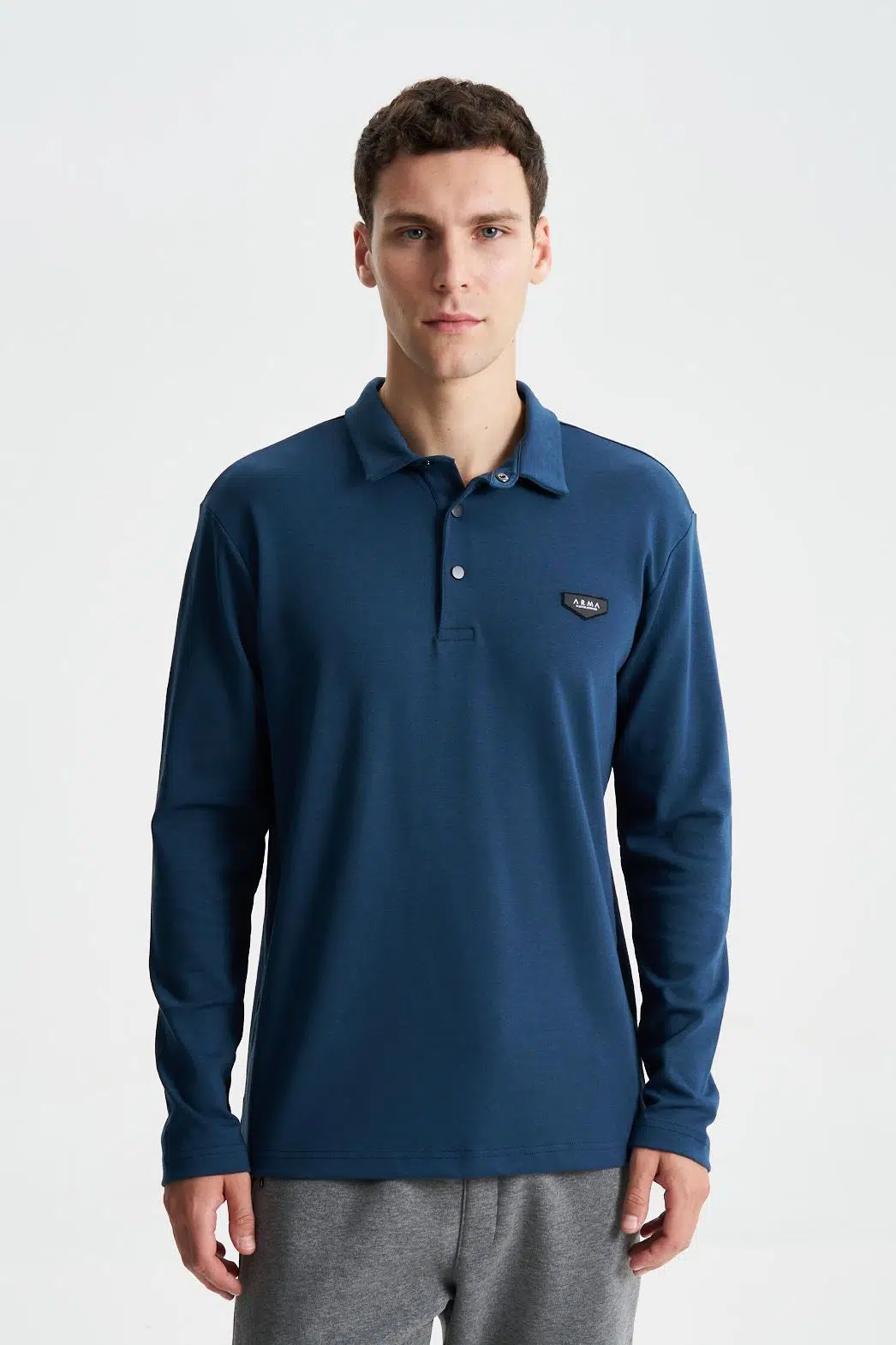 Ar-ma Erkek Polo Yaka Sweatshirt Basic Baskisiz Cepsiz Örme Kumaş Slim Fit %48 Pamuk %48 Modal %4 Elastan Çift Tarafli İnterlok K28564988101 - İndigo-İ1