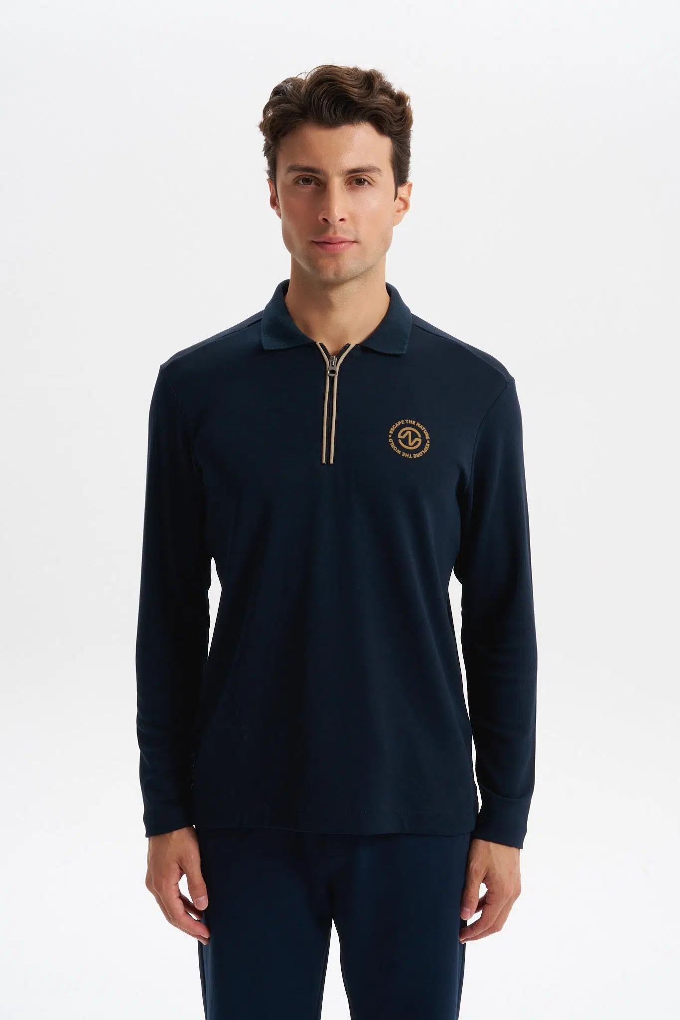 Ar-ma Erkek Polo Yaka Sweatshirt Baskisiz Basic Yaka Fermuarli Örme Kumaş Slim Fit %46,5 Modal %46,5 Pamuk %7 Elastan Çift Tarafli İnterlok K30554989102 - Lacivert-L1