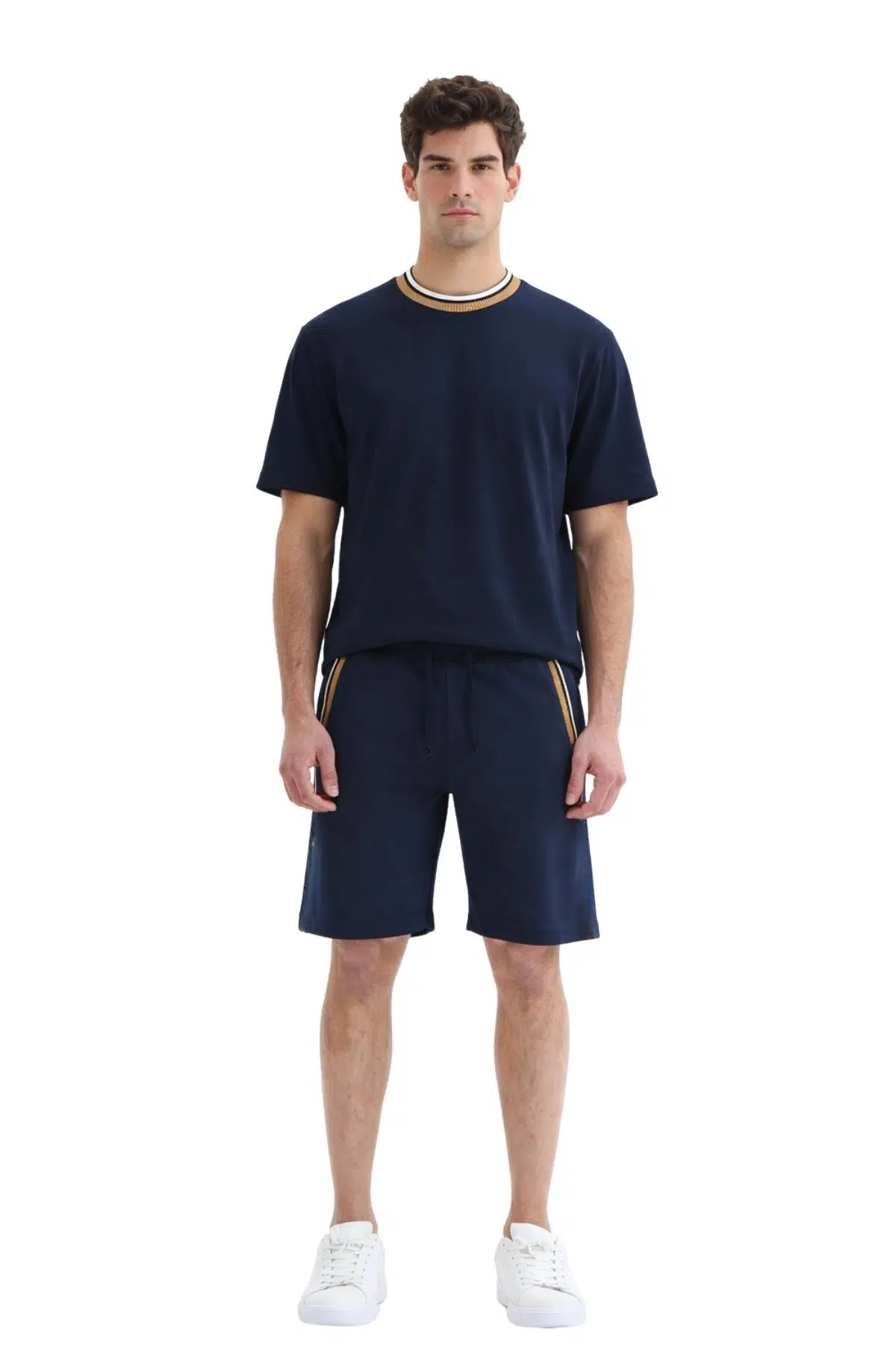 Ar-ma Erkek Şort Baskisiz Basic İp Kapamali Önden Normal 2 Cepli ,arka Normal Tek Cepli Şort Örme Kumaş Regular Fit %100 Pamuk 30/2 Süprem Y31504279702 - Lacivert-L1