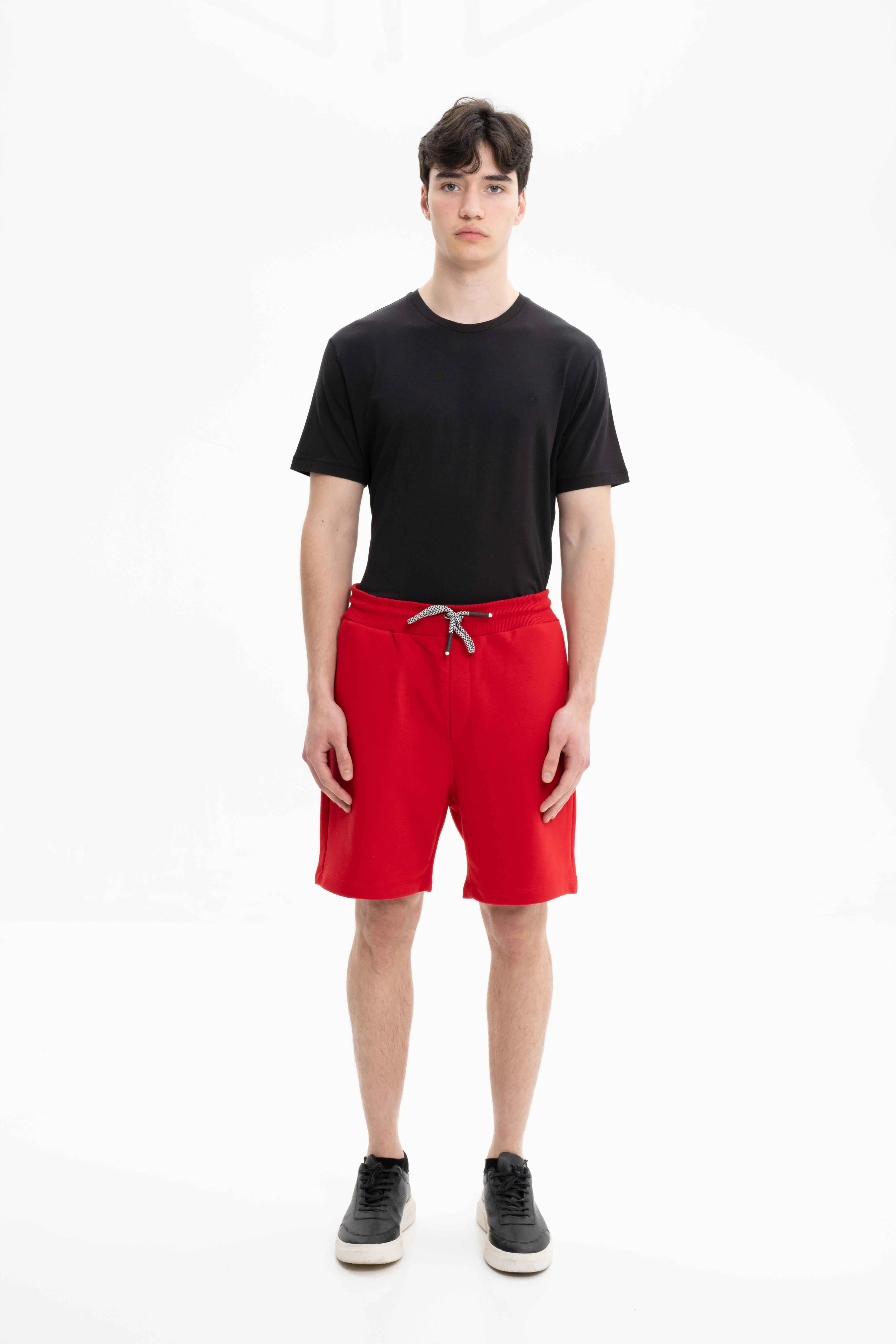 Ar-ma Erkek Şort Baskisiz Basic İp Kapatmali Ön Cepsiz Arka Tek Cepli Şort Örme Kumaş Regular Fit %75 Pamuk %25 Polyester 30/1 3 İplik Şardonsuz K26504278801 - Kırmızı-K1