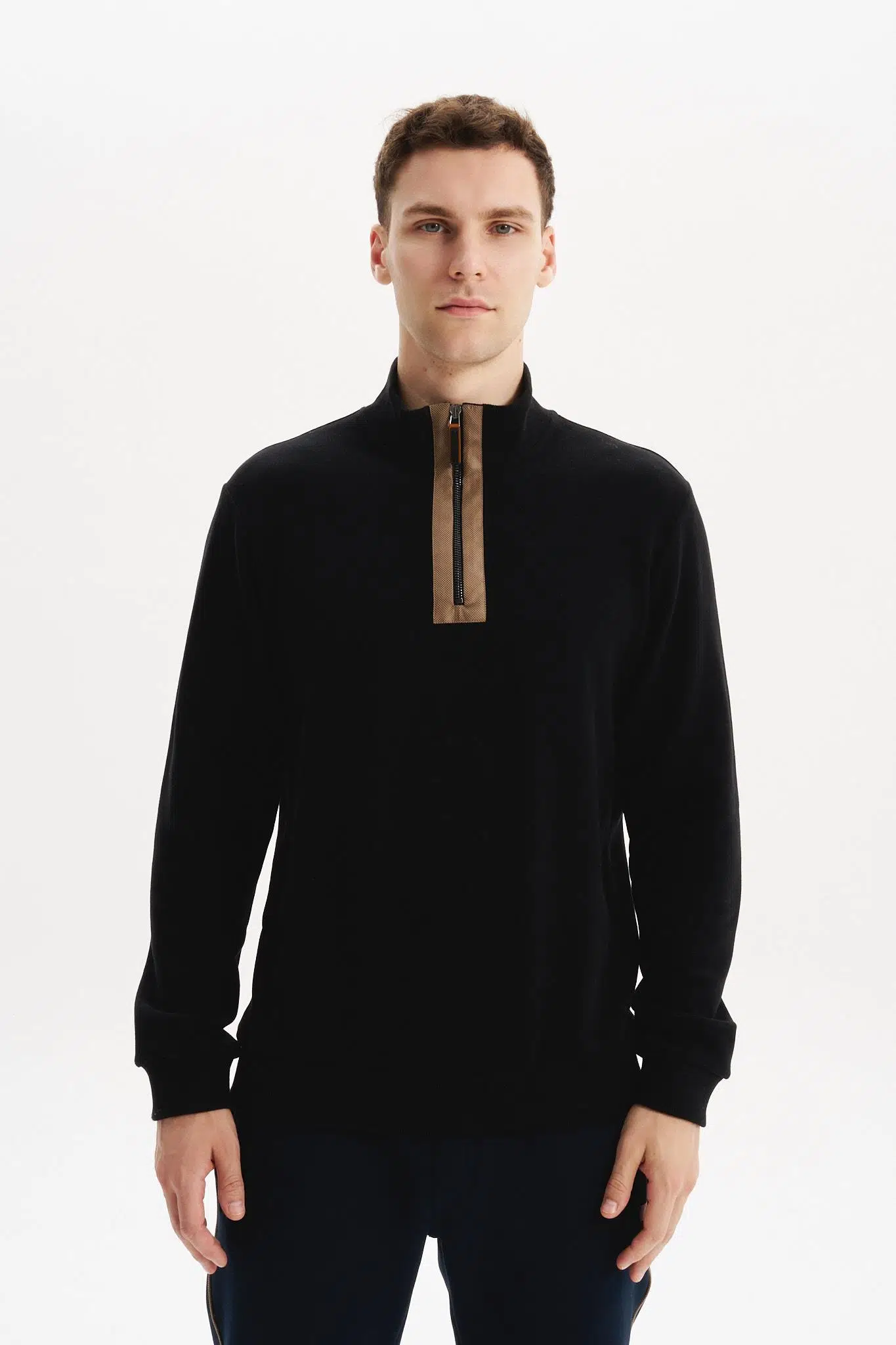Ar-ma Erkek Yarim Fermuar Sweatshirt Basic Baskisiz Cepsiz Örme Kumaş Regular Fit %65 Pamuk %35 Polyester 30/2 Karbon Firçali Selanik K30554698102 - Siyah-S1