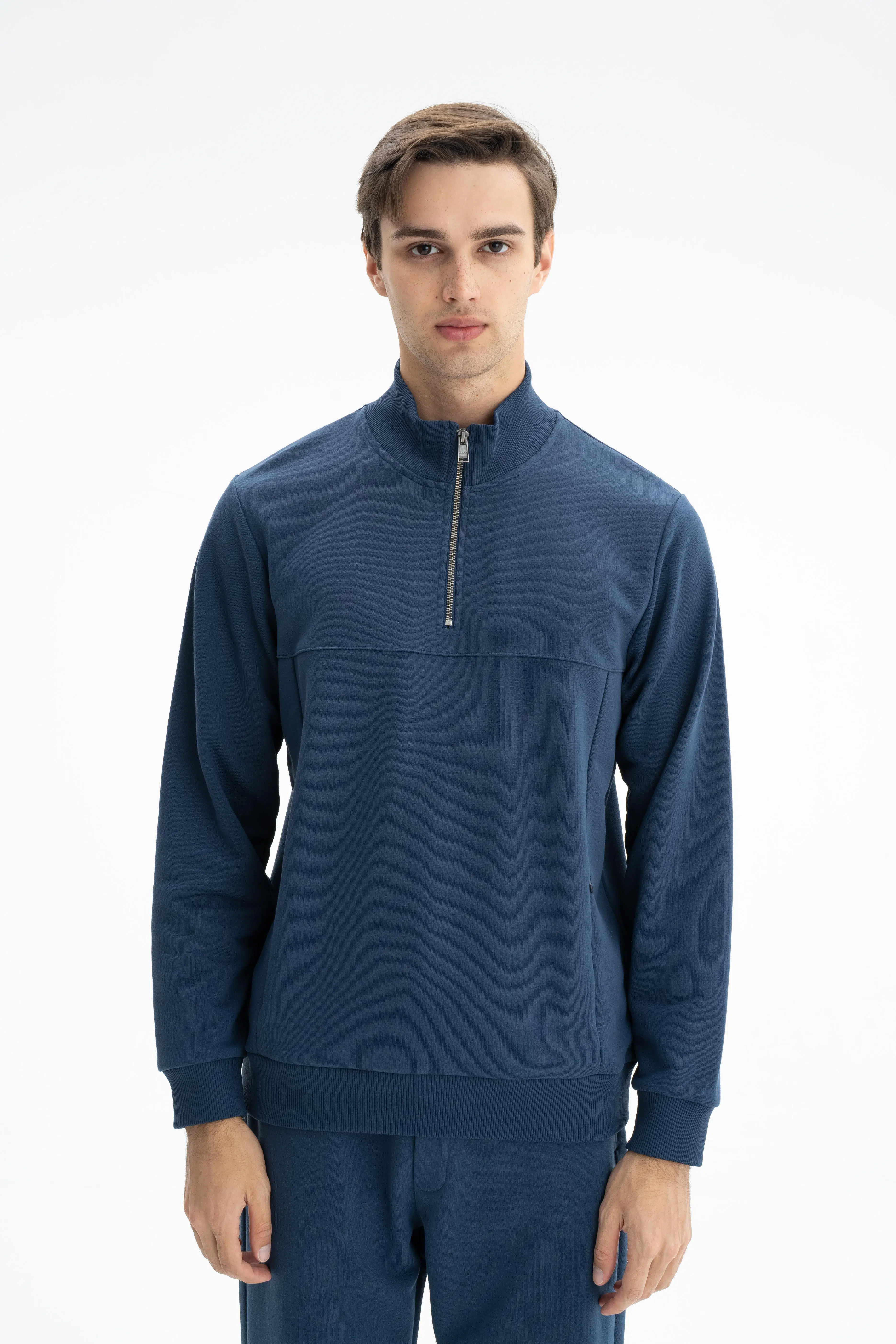 Ar-ma Erkek Yarim Fermuar Sweatshirt Basic Baskisiz Yandan Fermuar Cepli Örme Kumaş Regular Fit %75 Pamuk %25 Polyester 30/1 3 İplik Şardonsuz K26404626301 - İndigo-İ1